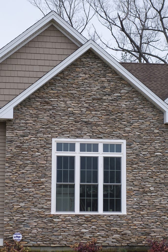 Silverton Natural Thin Stone Veneer Home Drystack