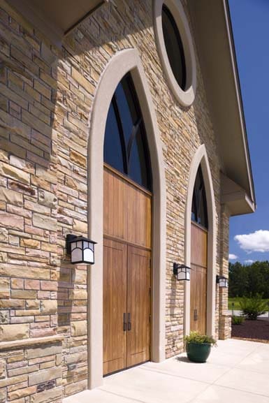 Laramie Natural Thin Stone Veneer Commercial