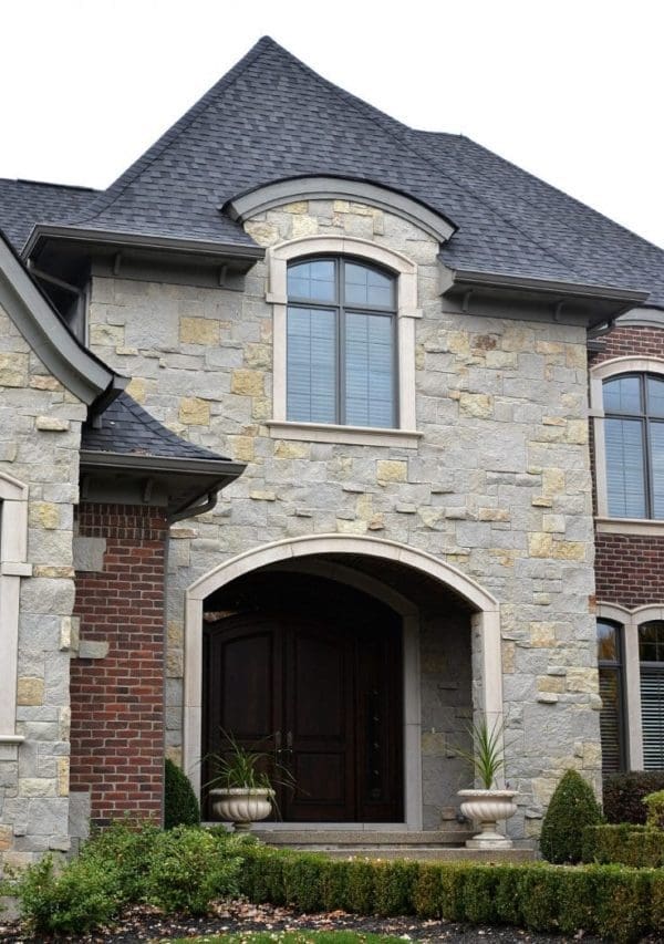 Front Entrance Ashlar Style Real Thin Stone Veneer Siding