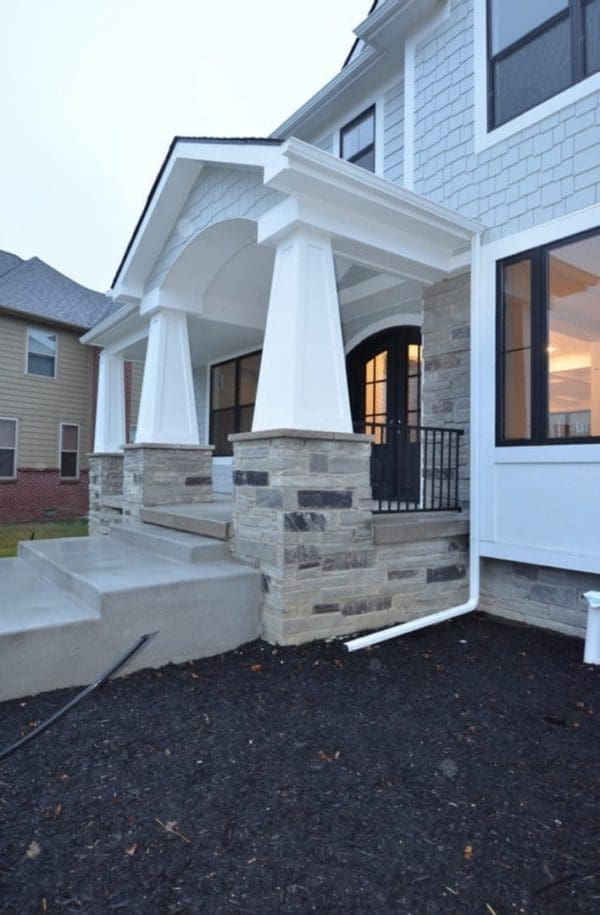 Front entrance with Charcoal Canyon natural stone veneer