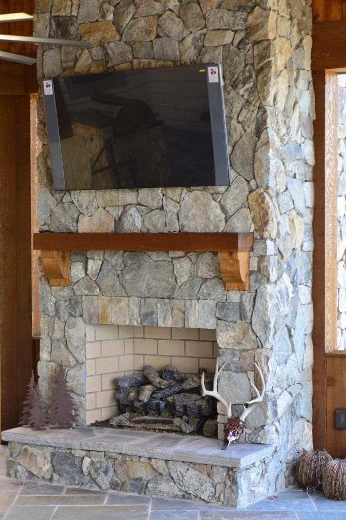 Interior fireplace with Cheyenne real thin stone veneer