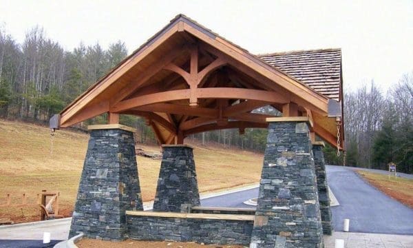 Custom welcome pavilion with Quincy and Ebony Ridge real stone veneer