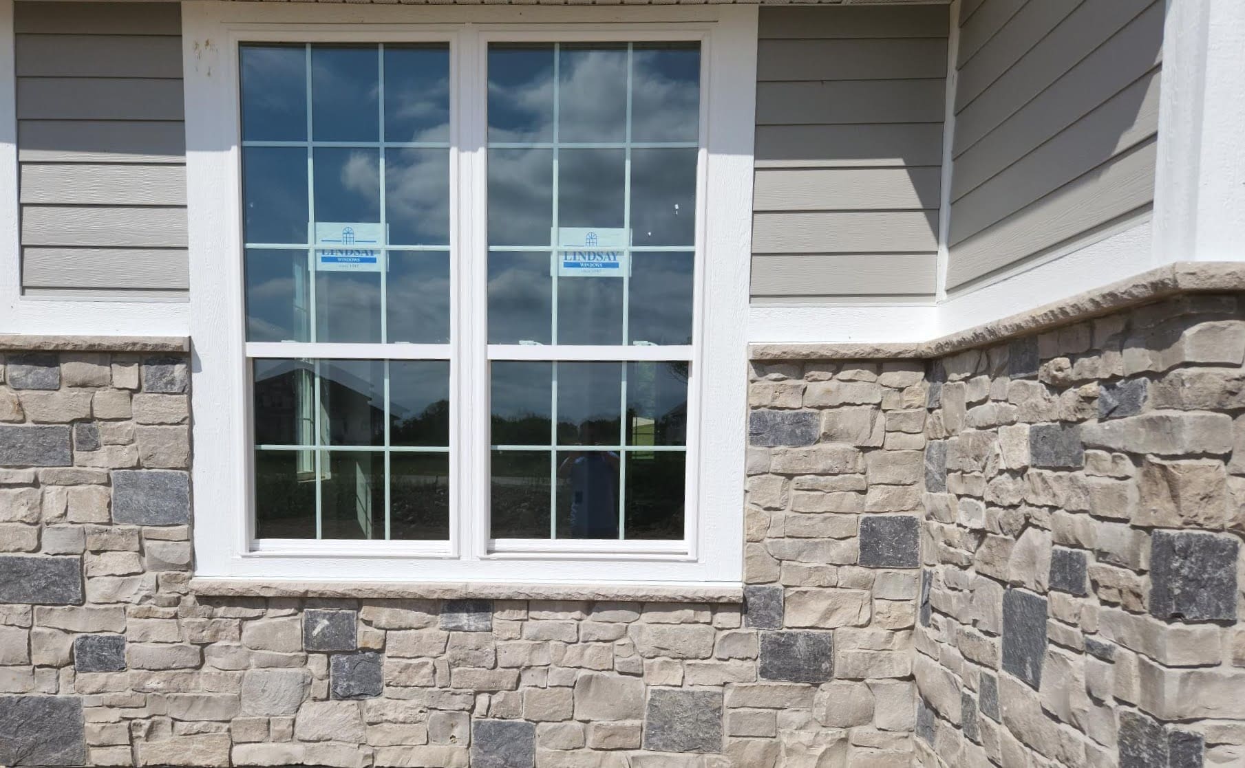 Thunder Bay Natural Thin Stone Veneer Exterior Wainscoting