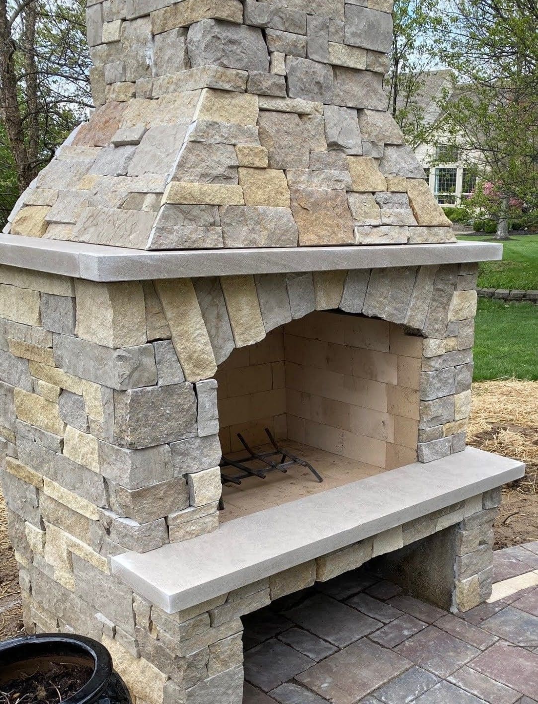 Atherton Natural Thin Stone Veneer Drystack Fireplace