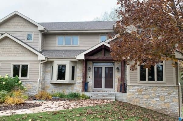 Evanston Ashlar Real Stone Veneer Wainscoting and Accent Wall