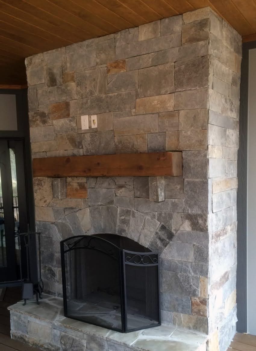 Hampton and Queen Creek Thin Stone Veneer Interior Drystack Fireplace
