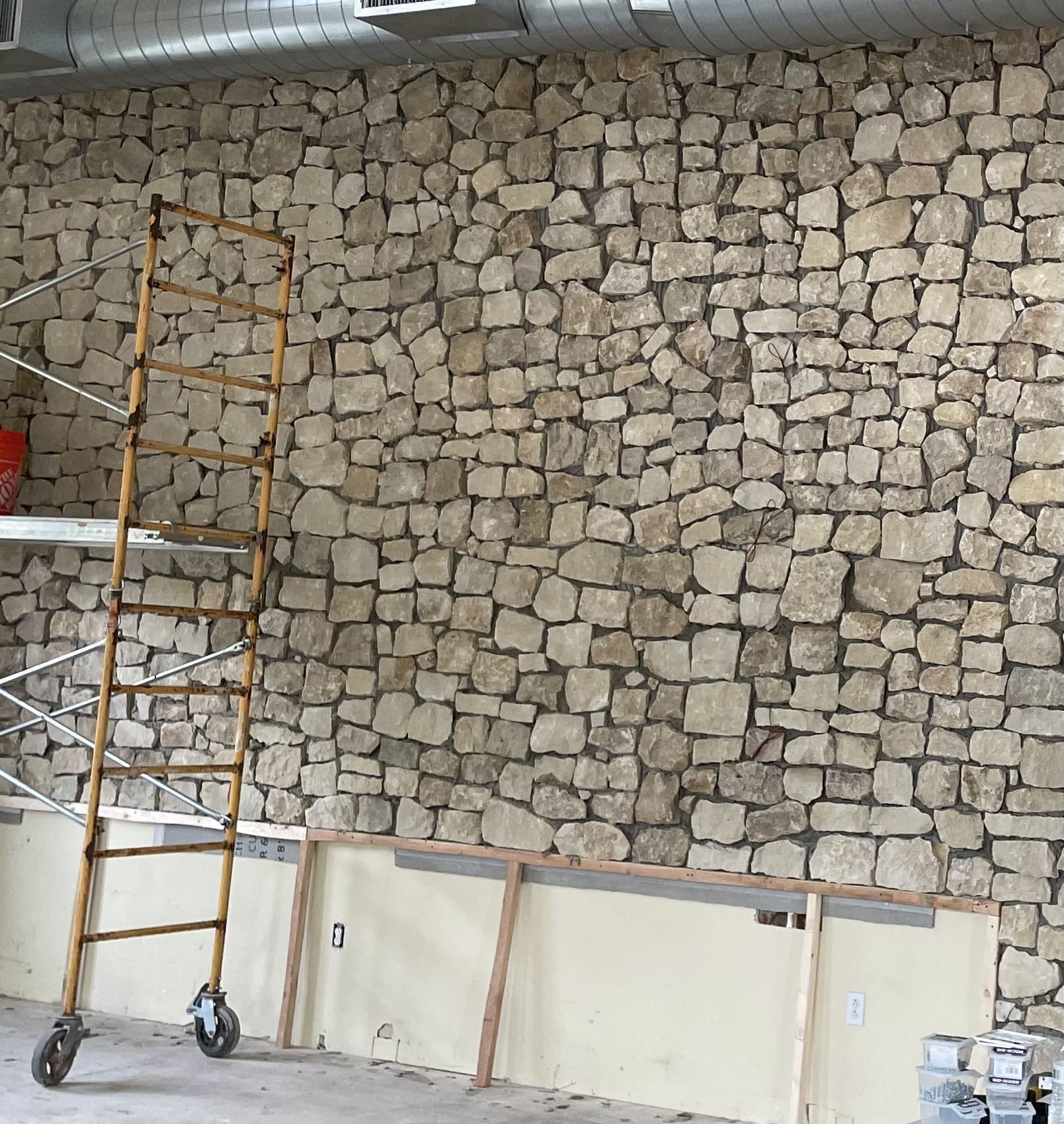 Mojave Real Thin Stone Veneer Masonry Installation