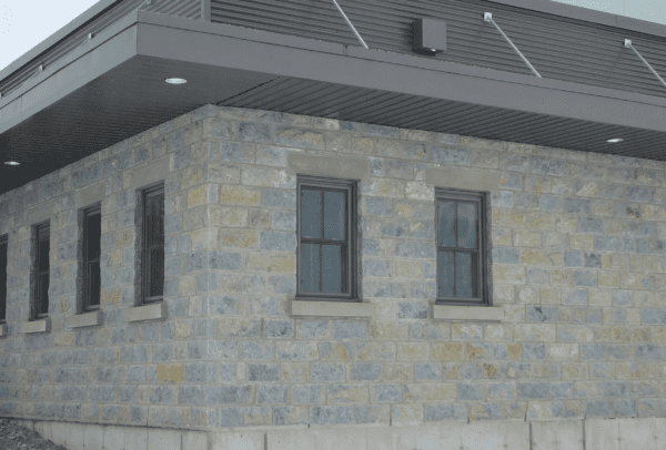 Jacksonport Natural Stone Veneer All 7.75 Pieces Commercial Exterior